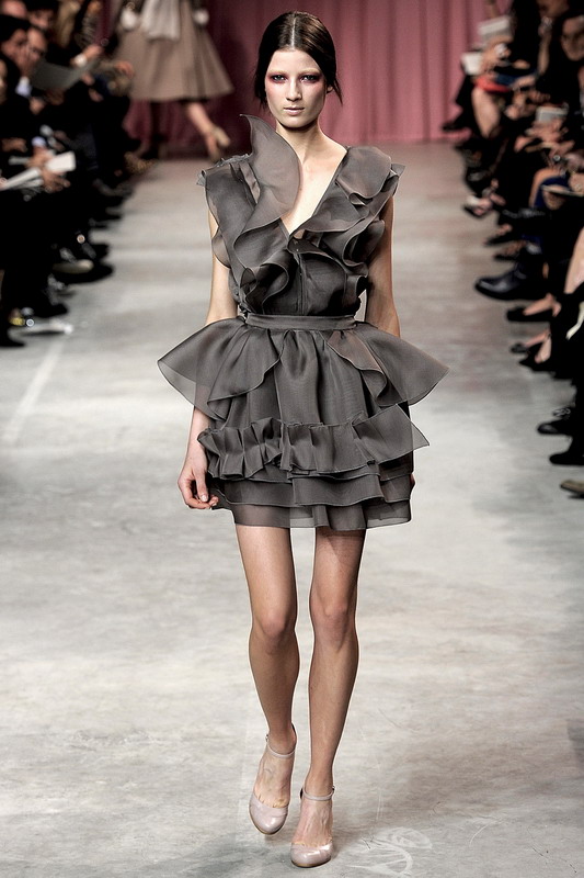 Nina Ricci 11ĸͼƬ