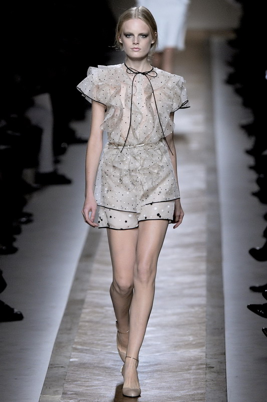 Valentino 11ĸͼƬ