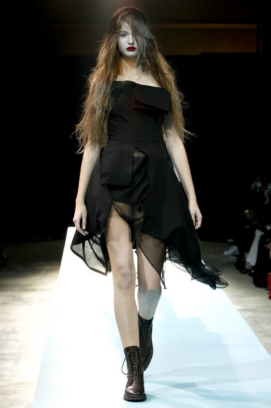 Yohji Yamamoto 11ĸͼƬ