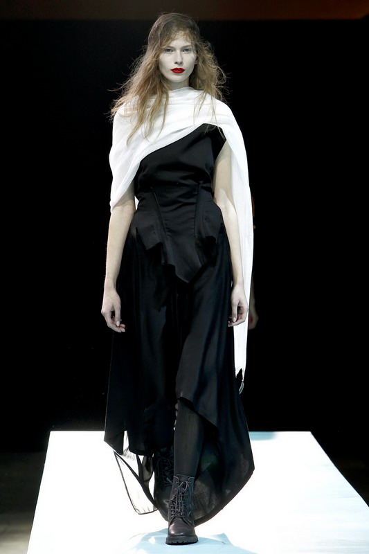 Yohji Yamamoto 11ĸͼƬ