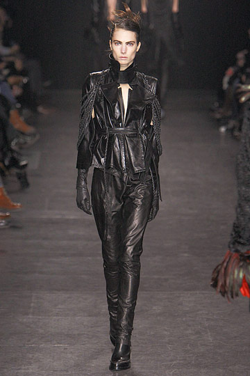 Ann Demeulemeester 10ﶬDƬ