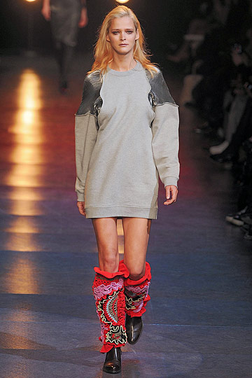 Hussein Chalayan 10ﶬDƬ