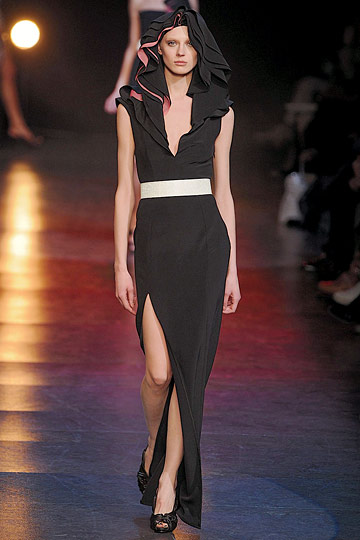 Hussein Chalayan 10ﶬͼƬ