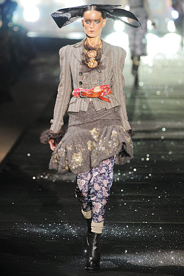 John Galliano 10ﶬͼƬ