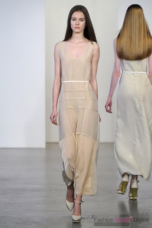 Calvin Klein 11ĸDƬ