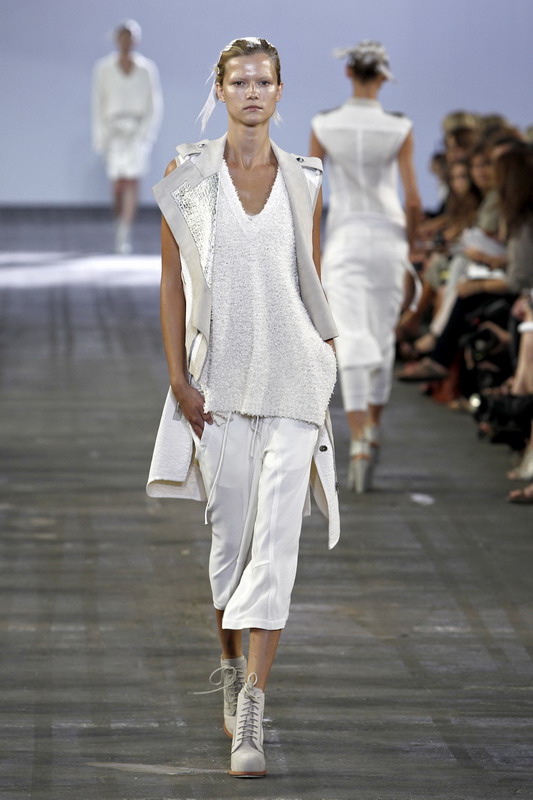 Alexander Wang 11ĸDƬ