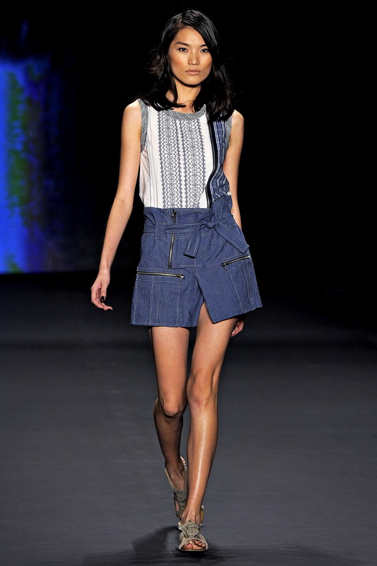 Vivienne Tam 11ĸͼƬ