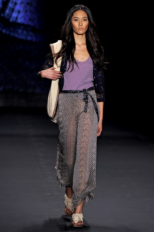 Vivienne Tam 11ĸͼƬ