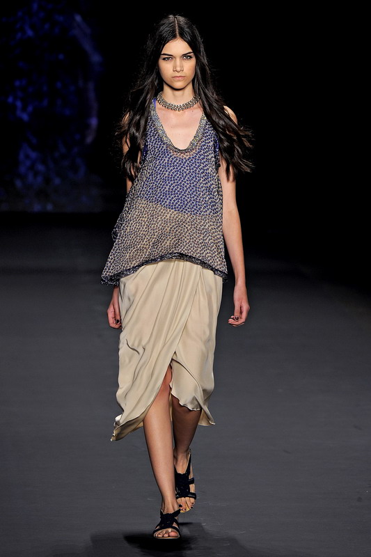 Vivienne Tam 11ĸͼƬ