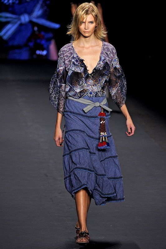 Vivienne Tam 11ĸͼƬ