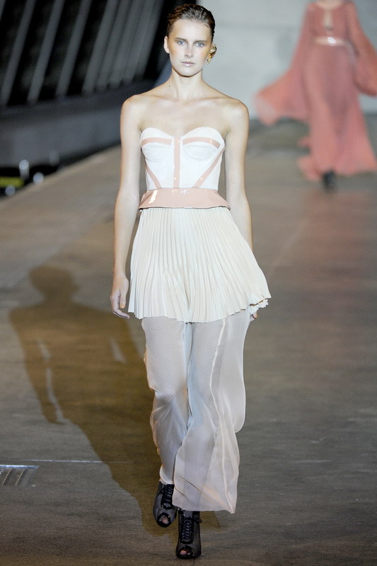 Richard Nicoll 11ĸͼƬ