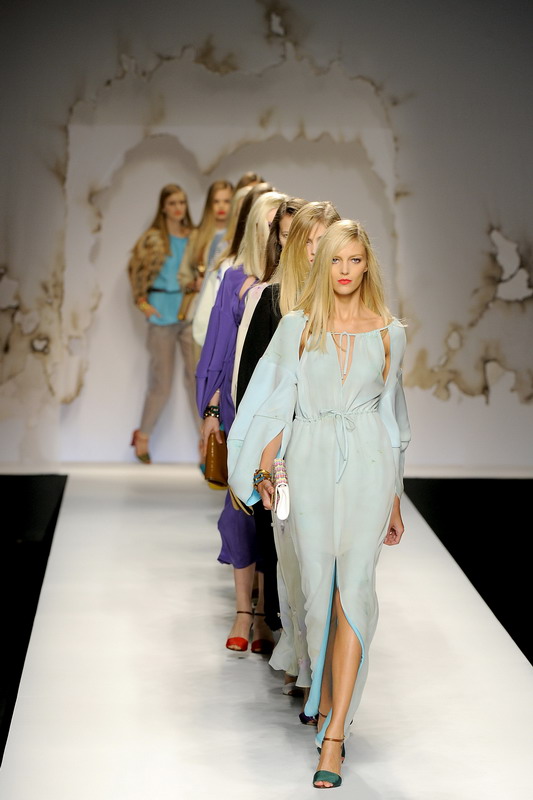 Fendi 11ĸDƬ