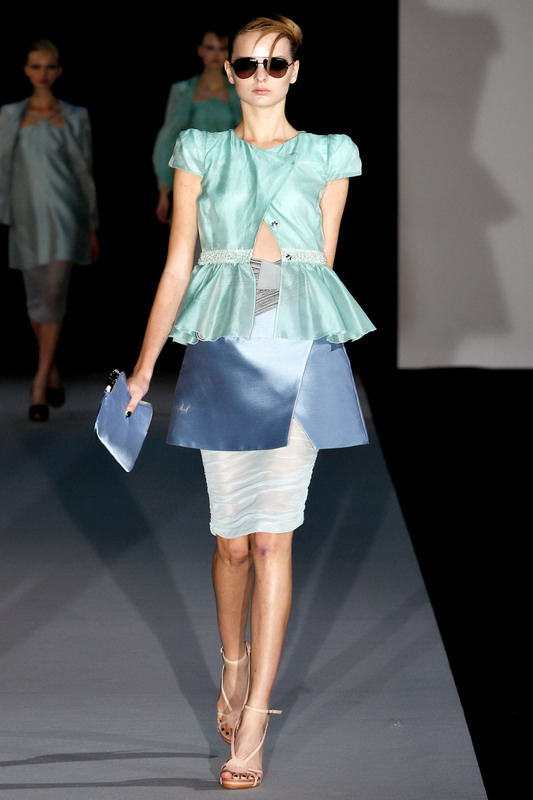 Emporio Armani 11ĸDƬ